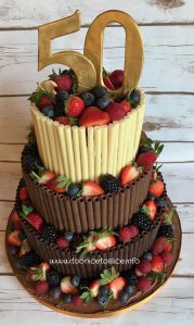 3 tiers chocolate cigar cake