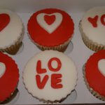 Box 6 Valentine cupcakes